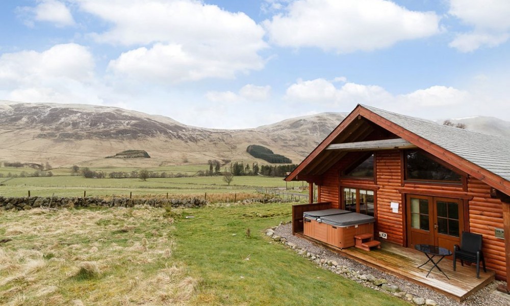Accommodation - Luxury Lodges with Hot Tubs