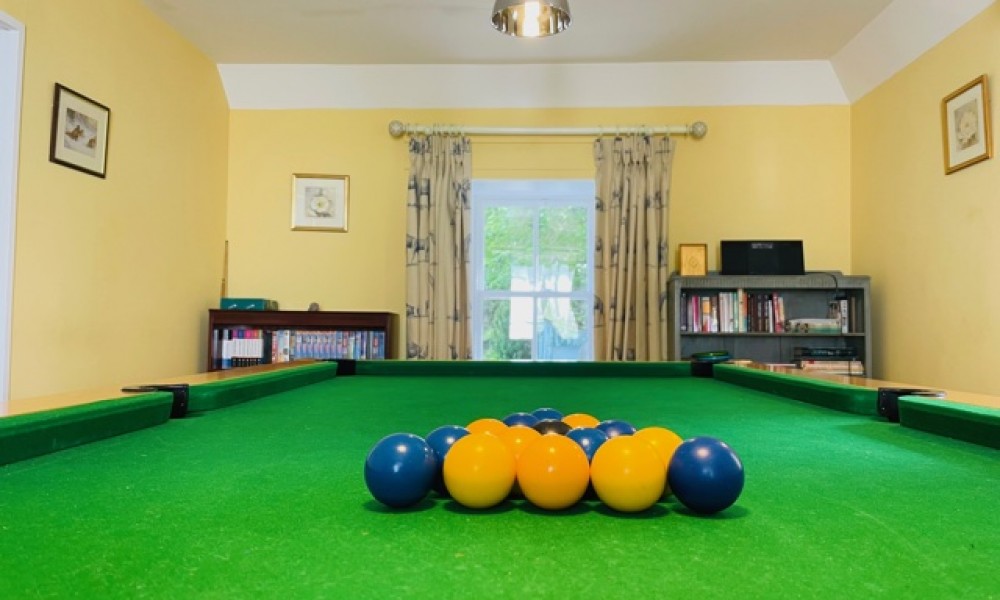 Accommodation The Old Manse Luxury 5 bedroom house with hot tub Games room