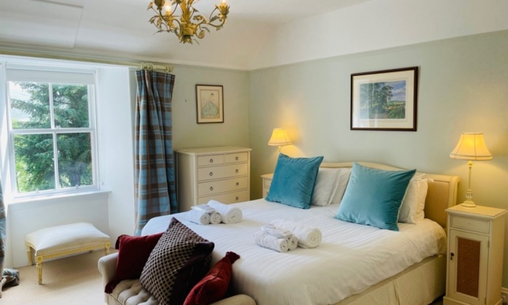 Accommodation The Old Manse Luxury 5 bedroom house with hot tub Master bedroom 2