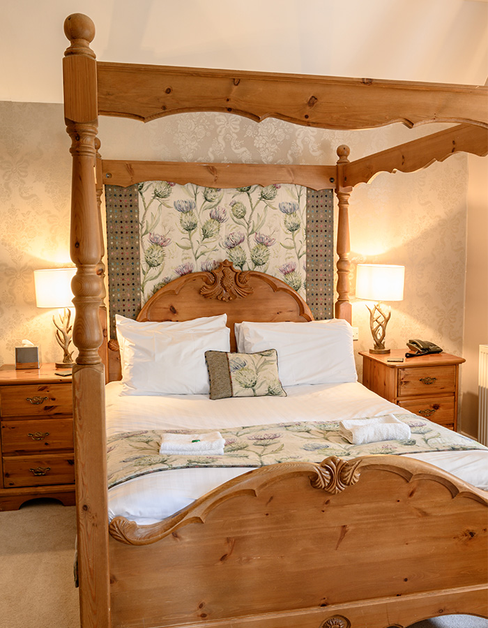 A Four Poster Bed in the Glen Clova Hotel